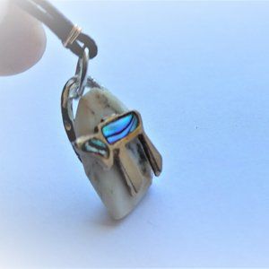 Marbled white agate gemstone with opal gold tone pendant necklace.